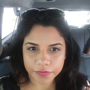 Meet your Posher, Noemi